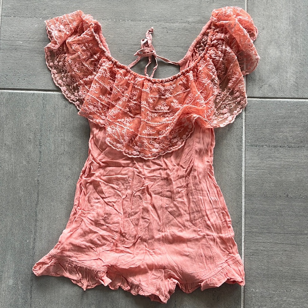 Kimchi Blue Urban Outfitters size small Romper